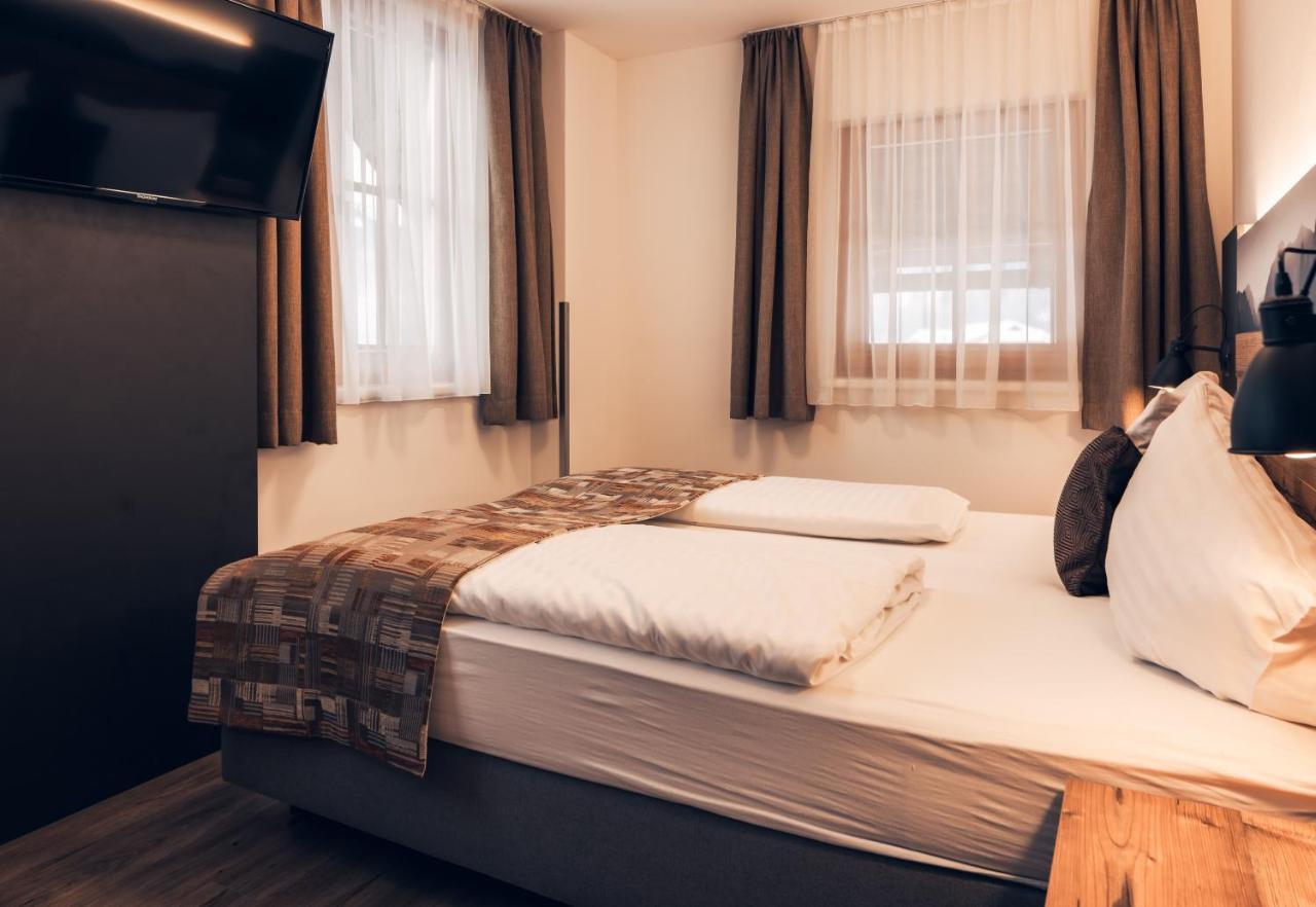 Ferienwohnung Nassfeld Tröpolach エクステリア 写真