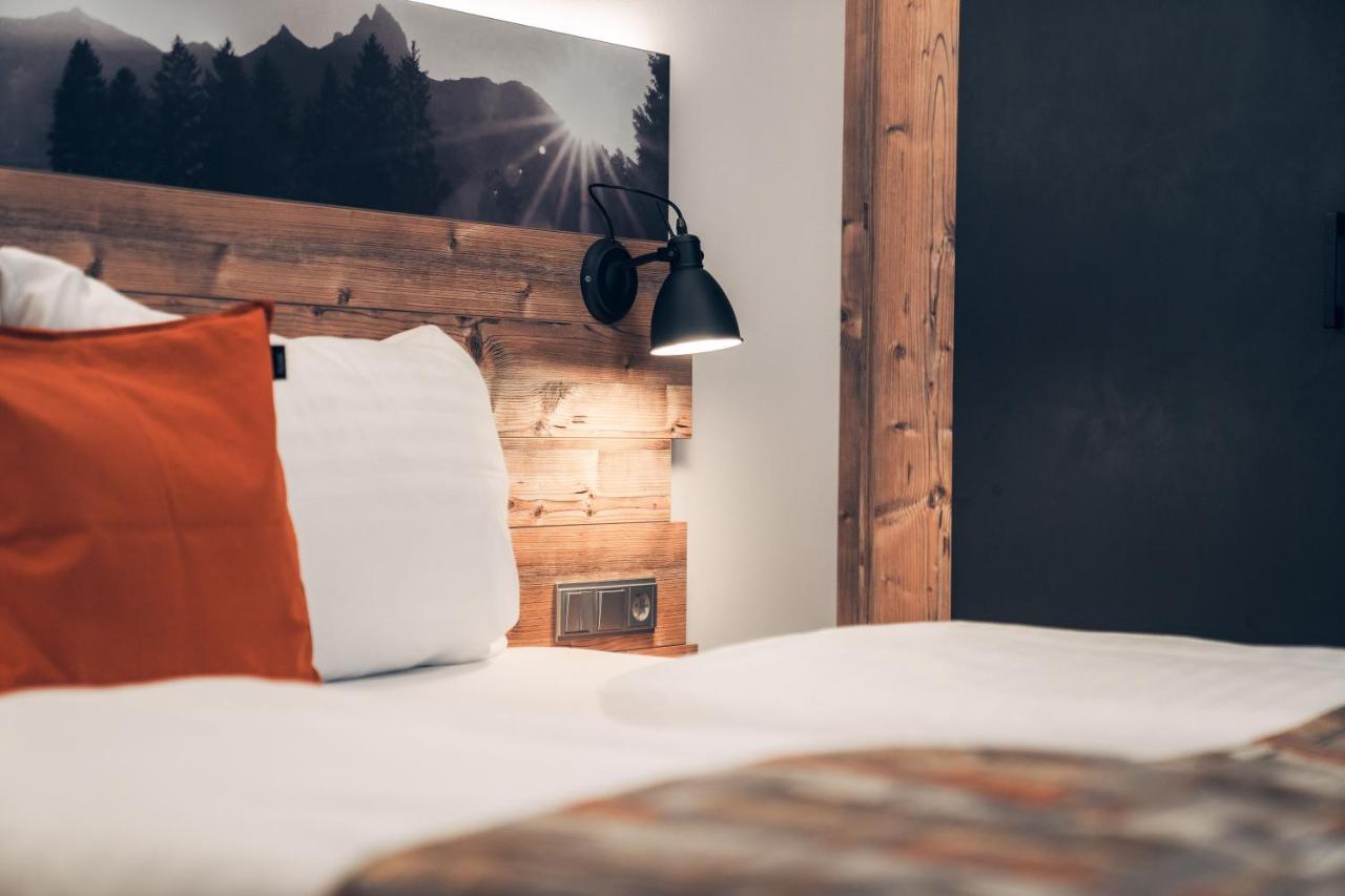 Ferienwohnung Nassfeld Tröpolach エクステリア 写真