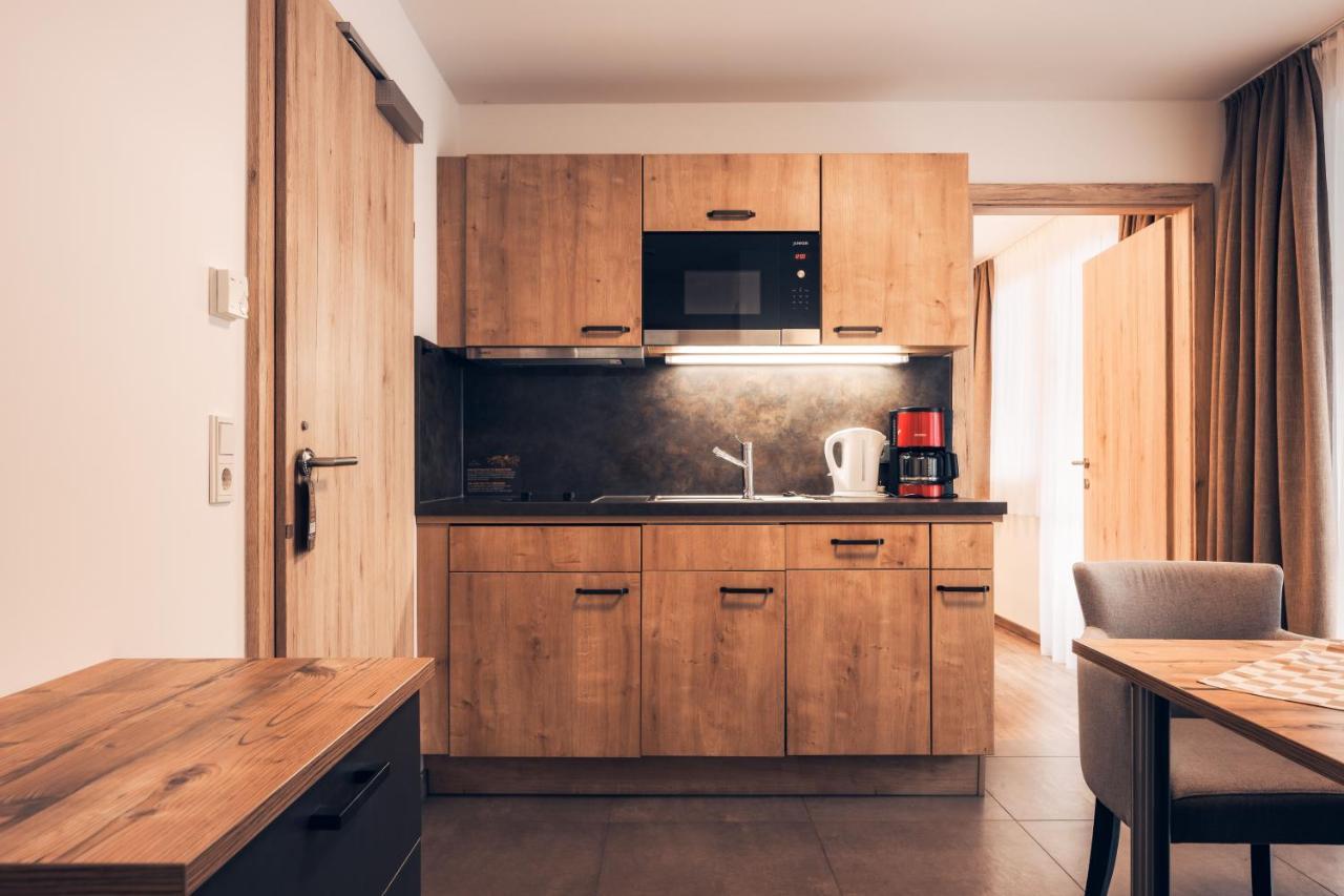 Ferienwohnung Nassfeld Tröpolach エクステリア 写真
